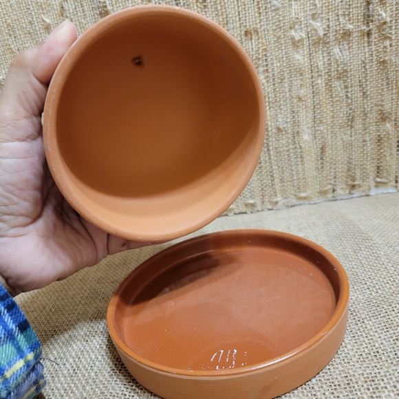 Terracotta Large Garlic Baker - Picture 2 of 5